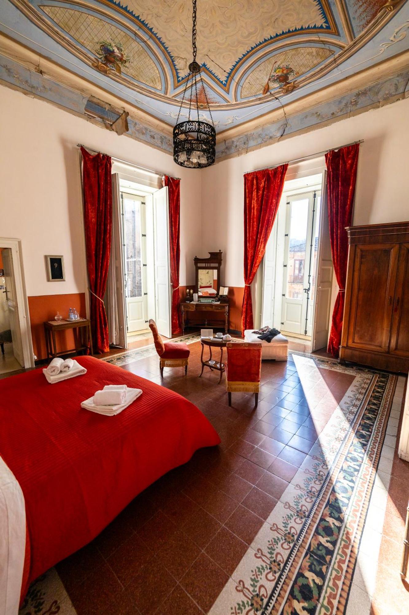 Dimora Storica Giostra Vecchia - Palazzo Grisolia 1809 Cosenza Kültér fotó