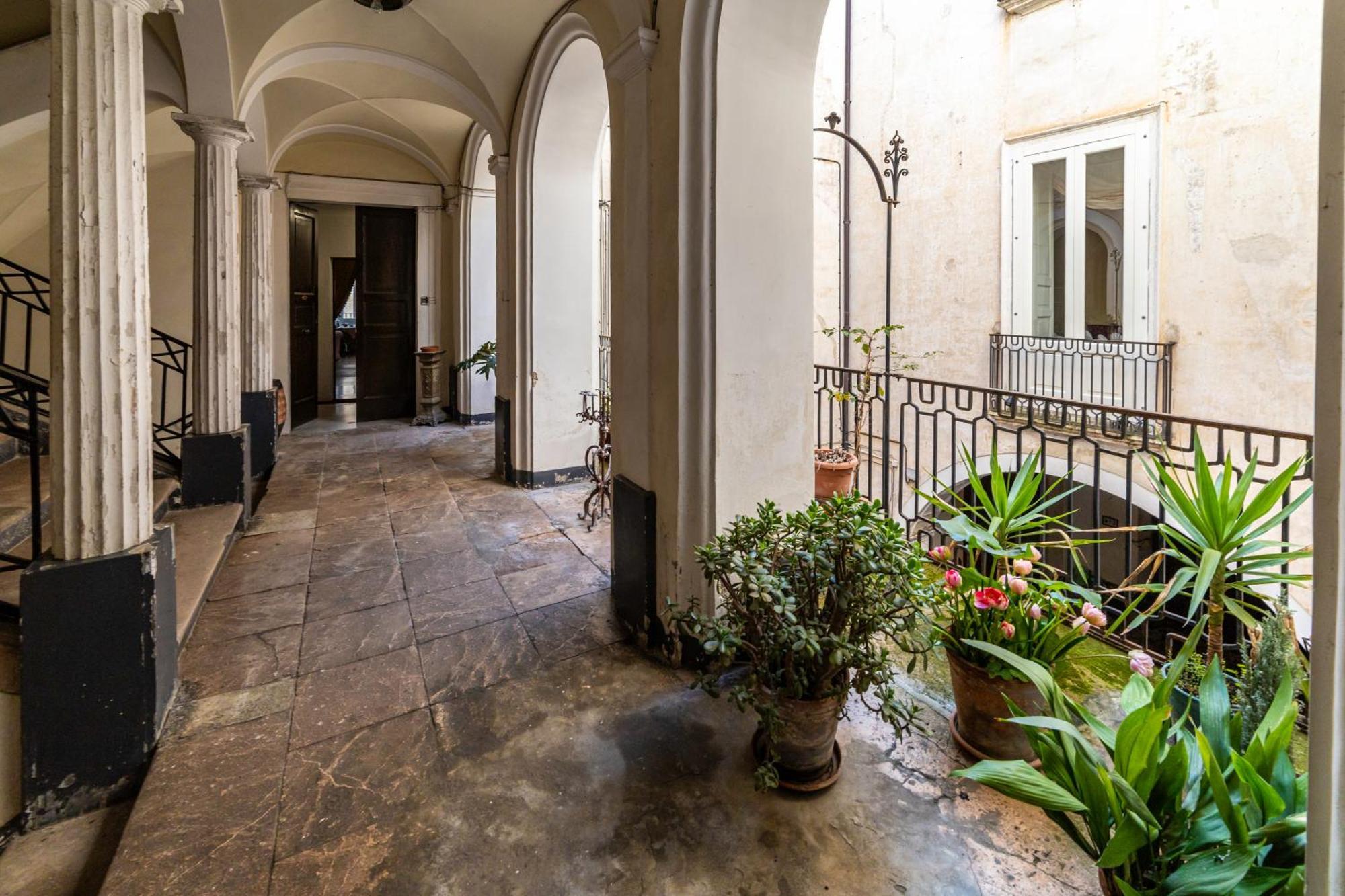 Dimora Storica Giostra Vecchia - Palazzo Grisolia 1809 Cosenza Kültér fotó