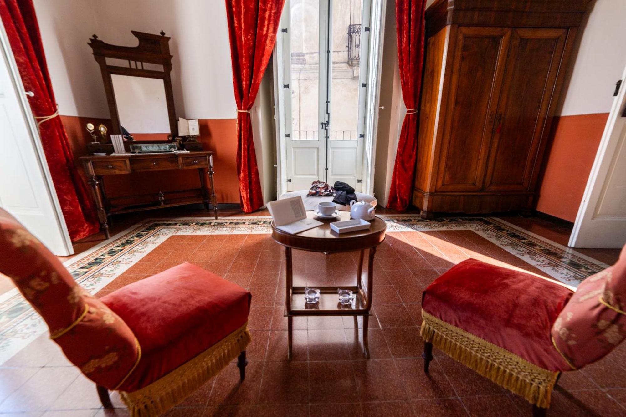 Dimora Storica Giostra Vecchia - Palazzo Grisolia 1809 Cosenza Kültér fotó