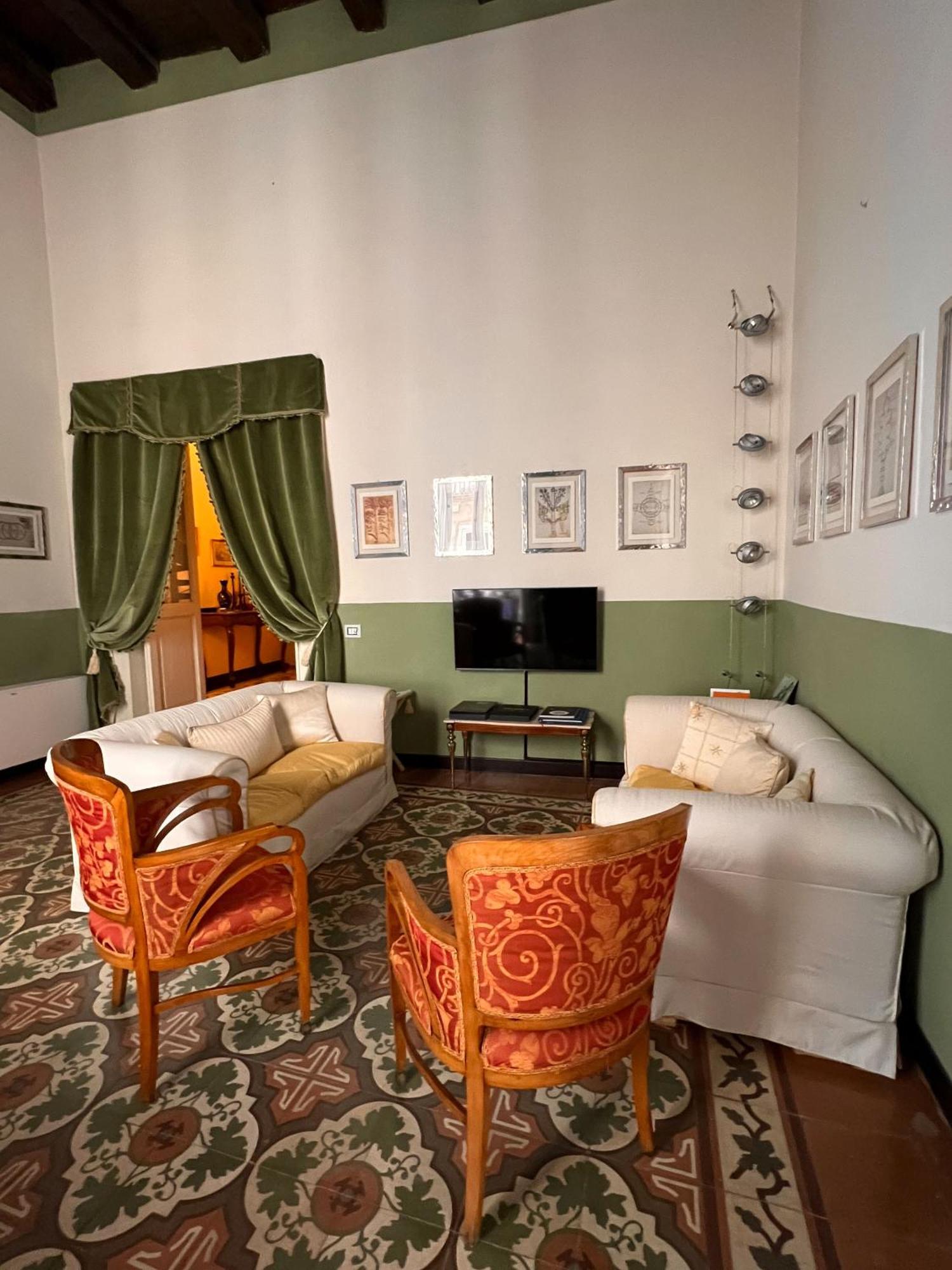 Dimora Storica Giostra Vecchia - Palazzo Grisolia 1809 Cosenza Kültér fotó