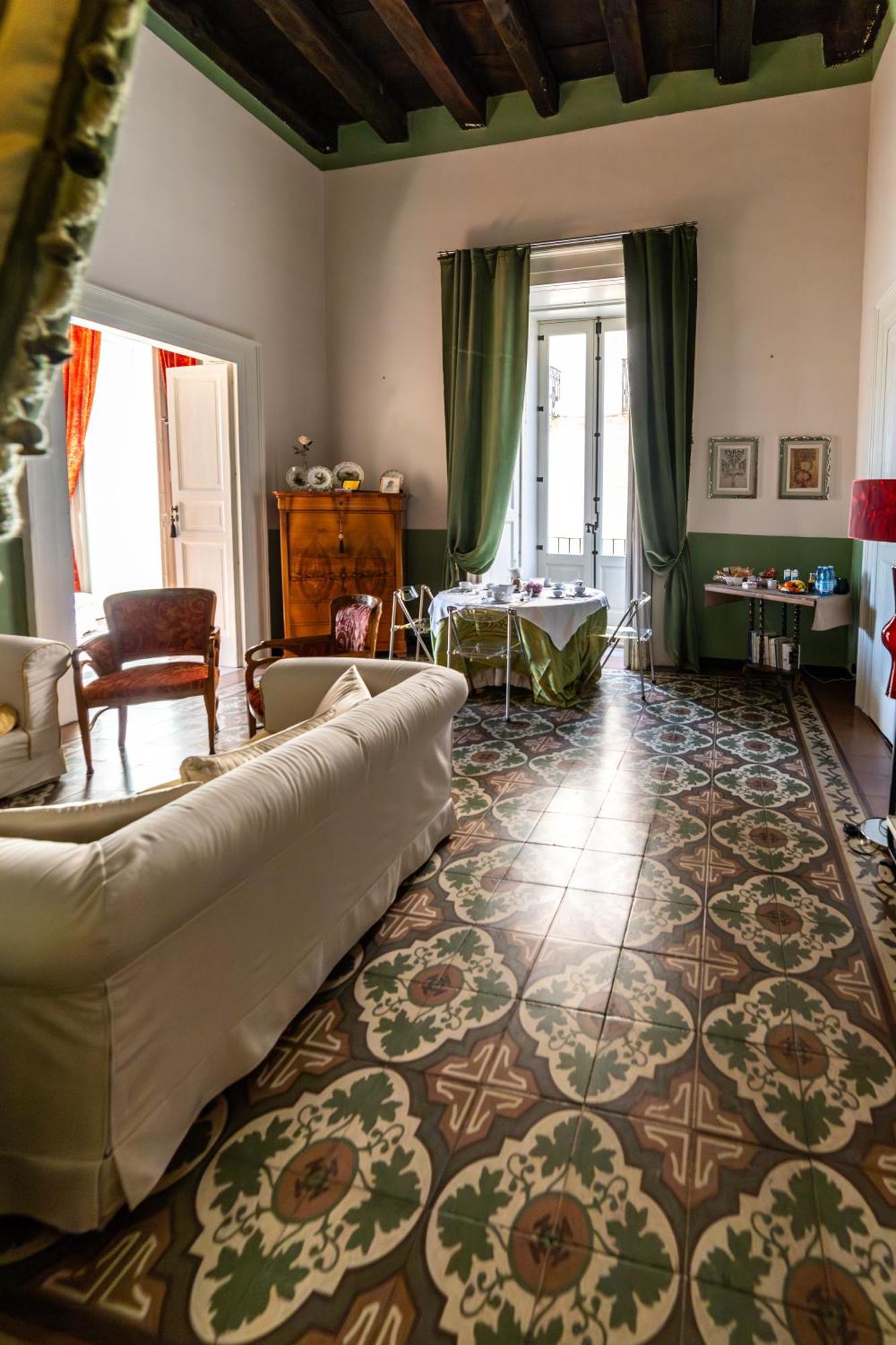 Dimora Storica Giostra Vecchia - Palazzo Grisolia 1809 Cosenza Kültér fotó